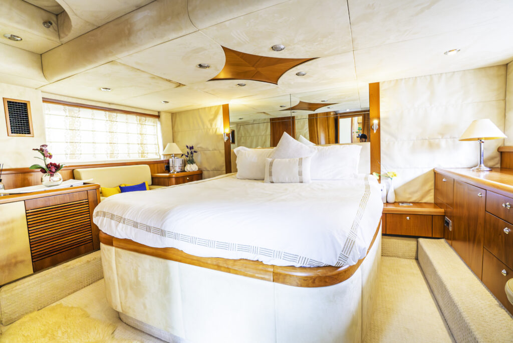 What's included in a yacht rental package