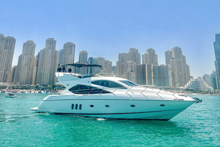 Dubai Marina Yacht Cruise